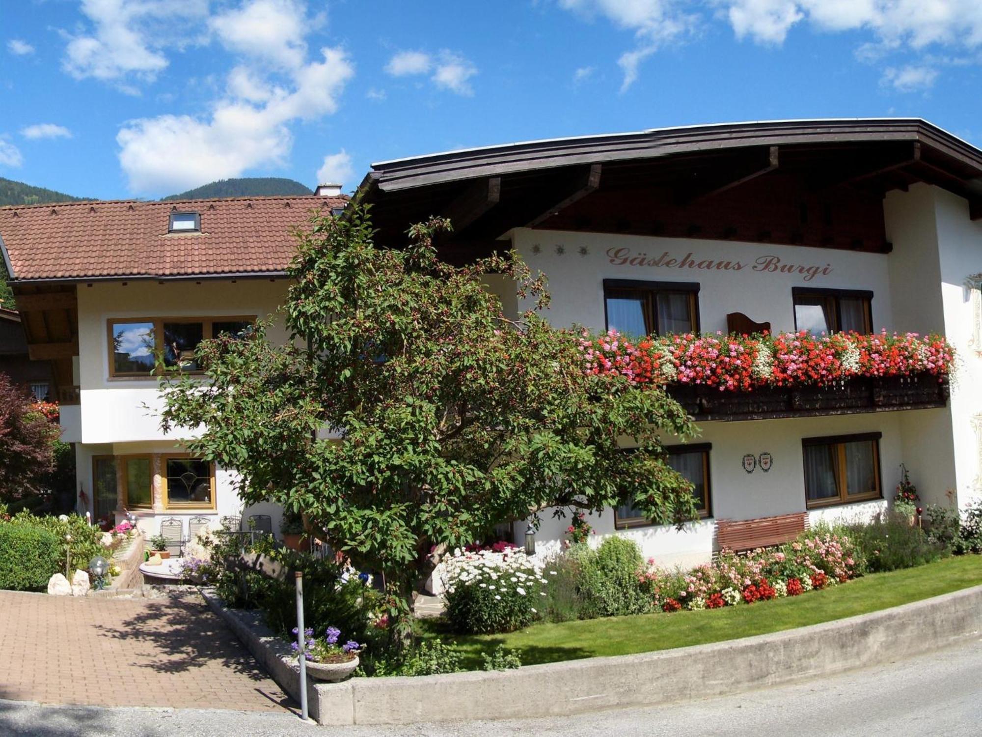 Gaestehaus Burgi Fügen Dış mekan fotoğraf